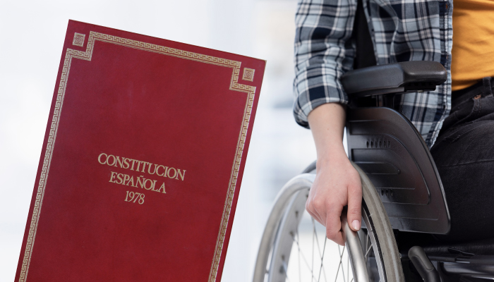 La Constitución española sustituye el término “disminuido” por “persona con discapacidad”